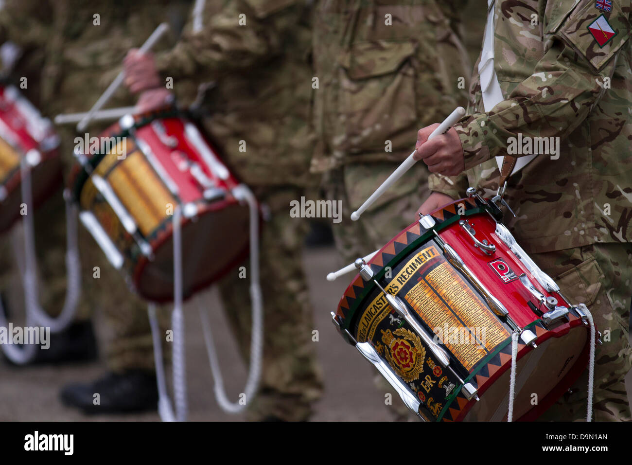 Military snare drum hi-res stock photography and images - Alamy