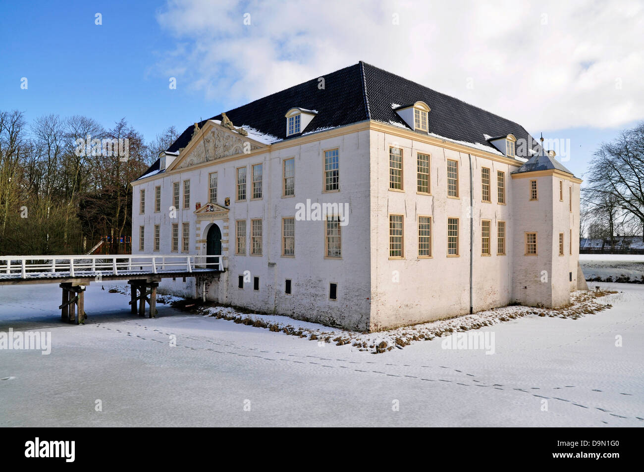 Germany, Lower Saxony, East Friesland, Dornum, castle, moated castle ...