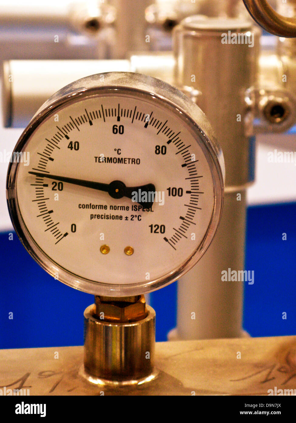 Pressure gauge hi-res stock photography and images - Alamy