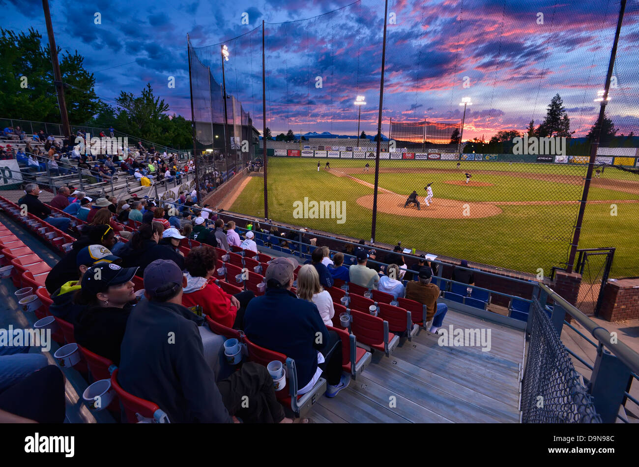 Bend elks baseball hires stock photography and images Alamy