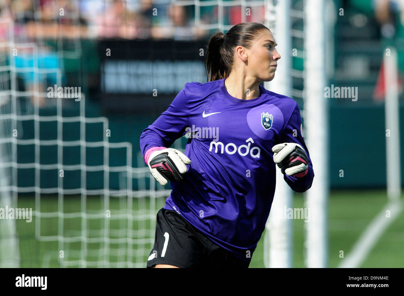 Rochester, NY, USA. 23rd June, 2013. June 23, 2013: Seattle Reign FC goalkeeper Hope Solo #1 during the first half of play as the Seattle Reign FC tied the Western New York Flash 1-1 at Sahlen's Stadium in Rochester, NY. ©csm/Alamy Live News Stock Photo