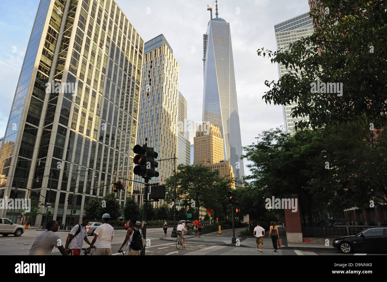 1 World Trade Center towers over West Street and the Art Deco Barclay-Vesey building in lower Manhattan. Stock Photo