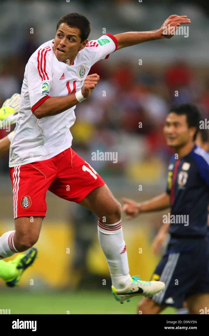 Javier Hernandez (MEX), JUNE 22, 2013 - Football / Soccer : Javier Hernandez of Mexico scores the opening goal during the FIFA Confederations Cup Brazil 2013 Group A match between Japan 1-2 Mexico at Estadio Mineirao in Belo Horizonte, Brazil. (Photo by Kenzaburo Matsuoka/AFLO) Stock Photo