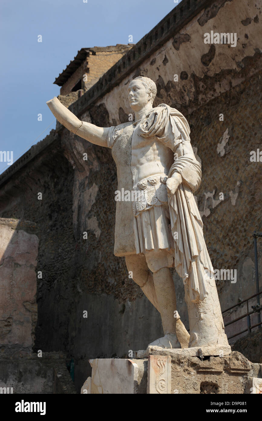 Statue herculaneum campania italy hi-res stock photography and images ...