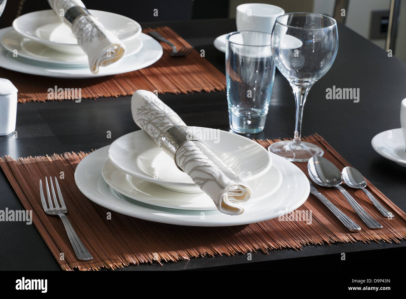Silver Service Table High Resolution Stock Photography and Images Alamy