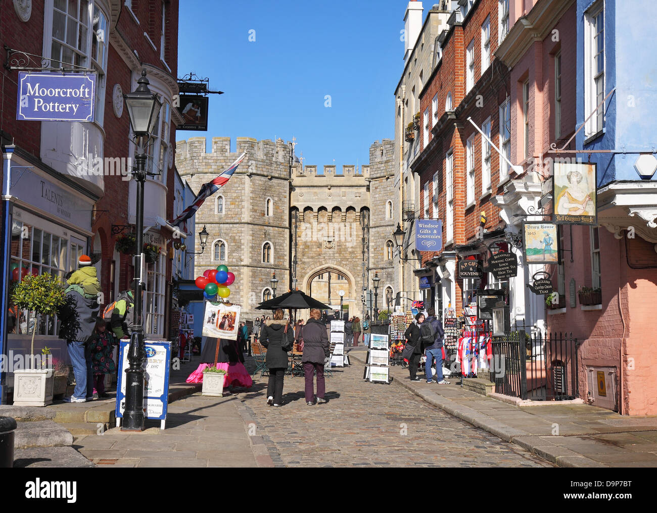 Cobbled street leading to Royal Windsor Castle Stock Photo