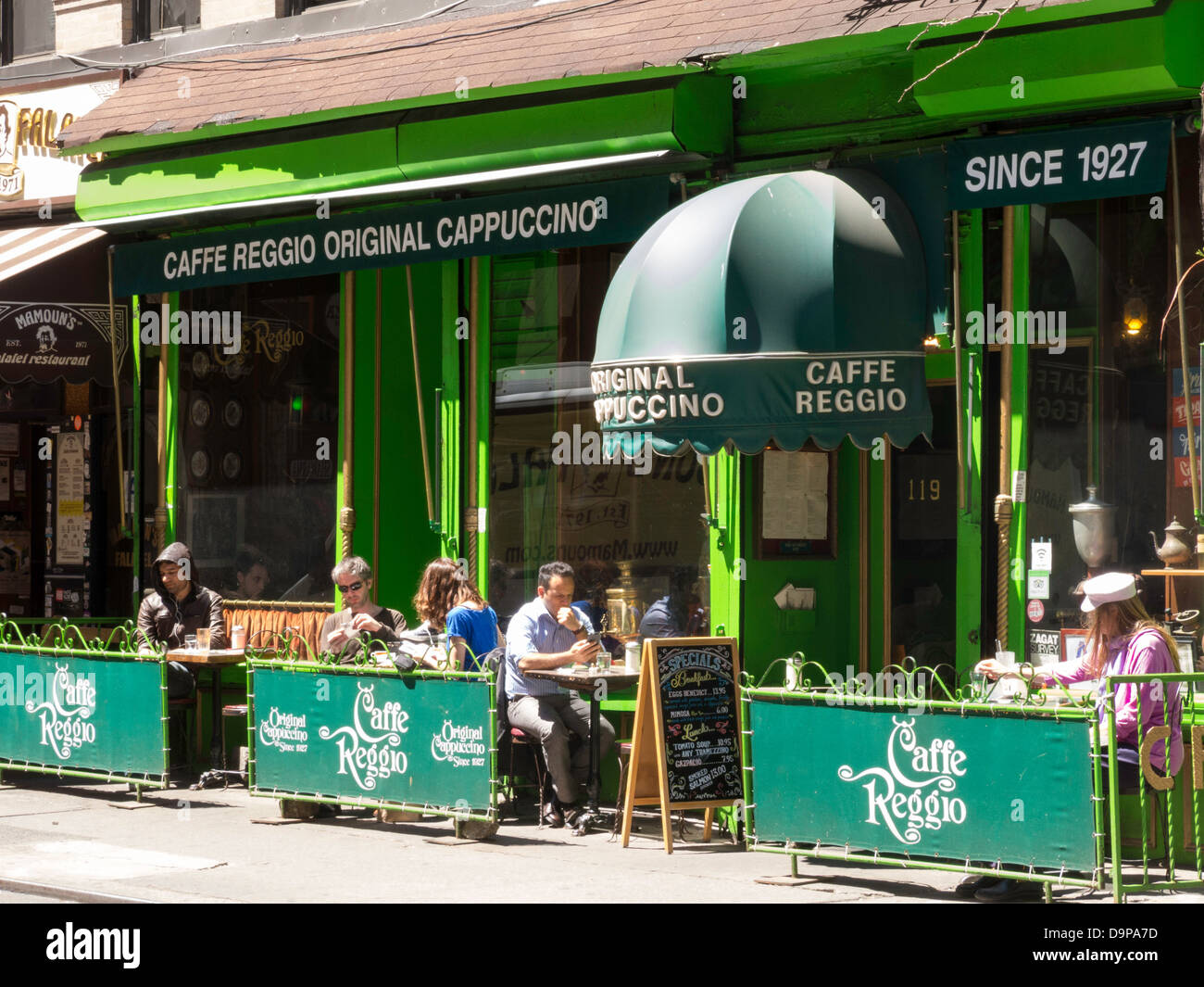 Outdoor Cafe, Greenwich Village, NYC Stock Photo Alamy