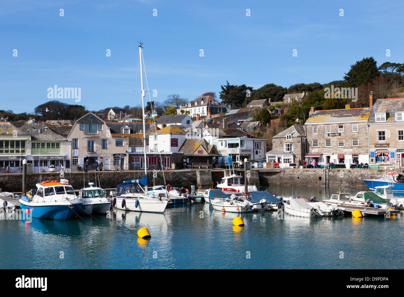 Boats in Padstow harbour Cornwall, England Stock Photo Alamy