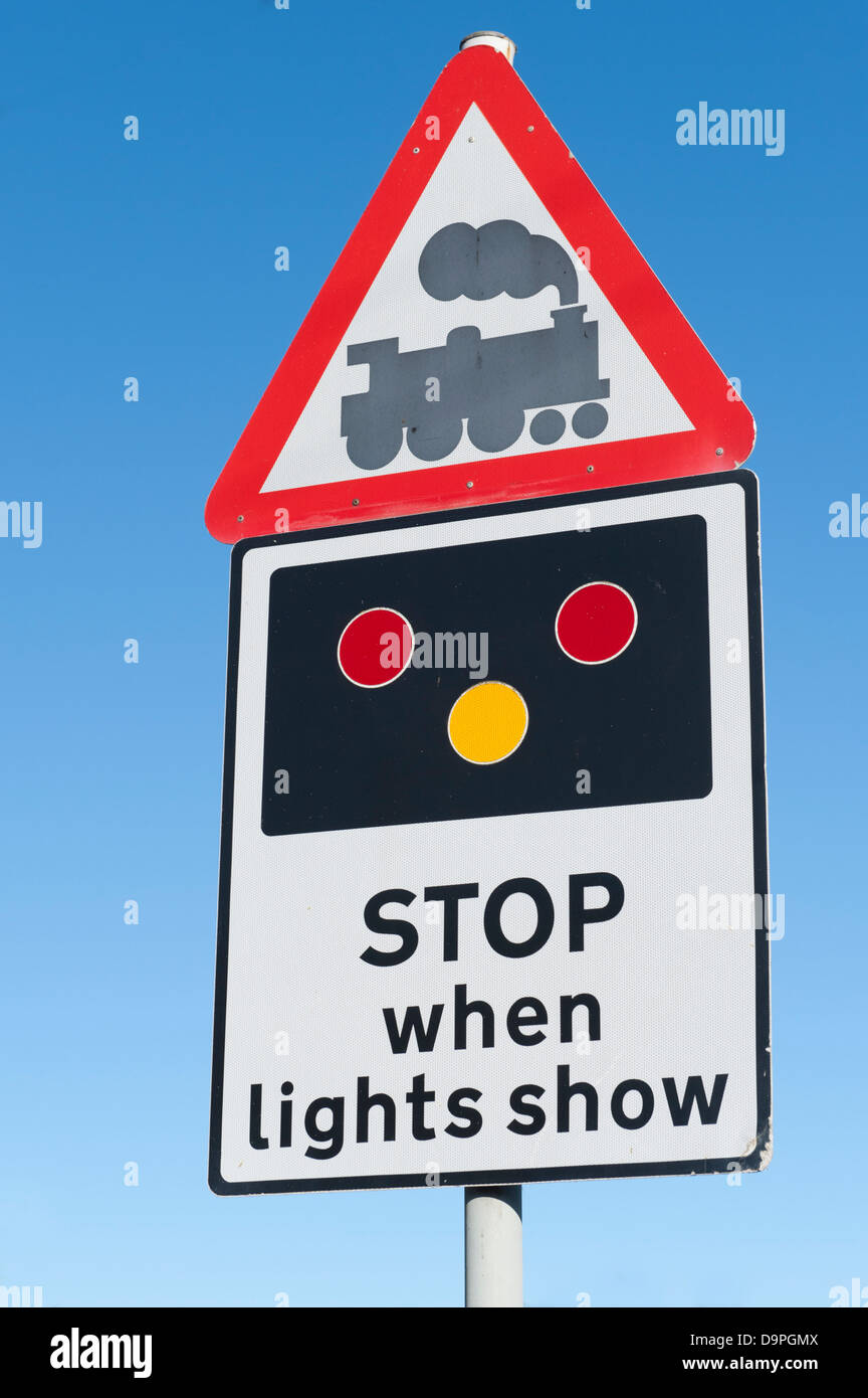 Level Crossing Sign High Resolution Stock Photography And Images Alamy Level Crossing Sign High Resolution Stock Photography And Images Alamy