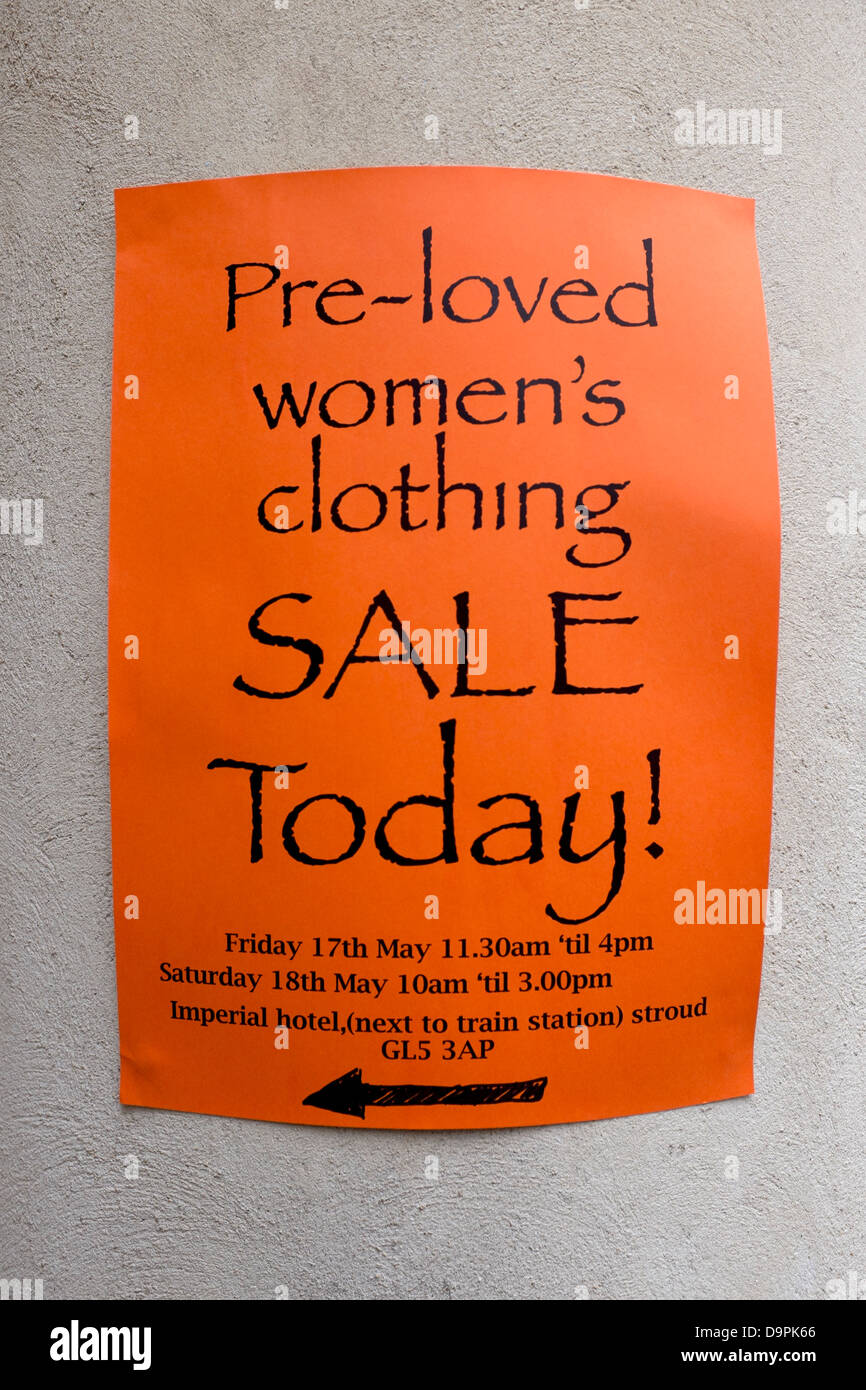 Women's clothing sale hi-res stock photography and images - Alamy