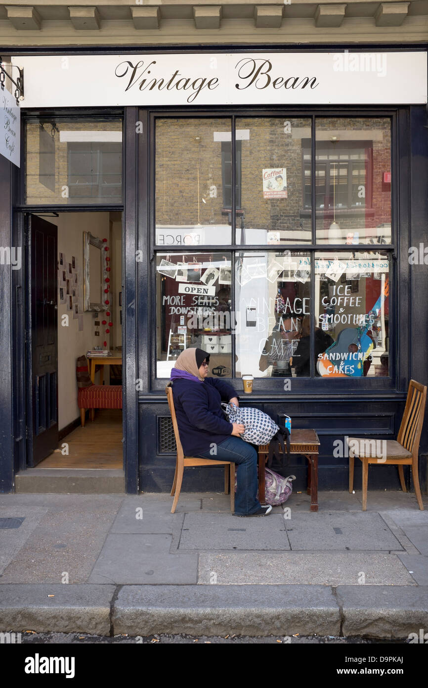 Vintage Bean Cafe Cheshire Street off Brick Lane London Stock Photo Alamy