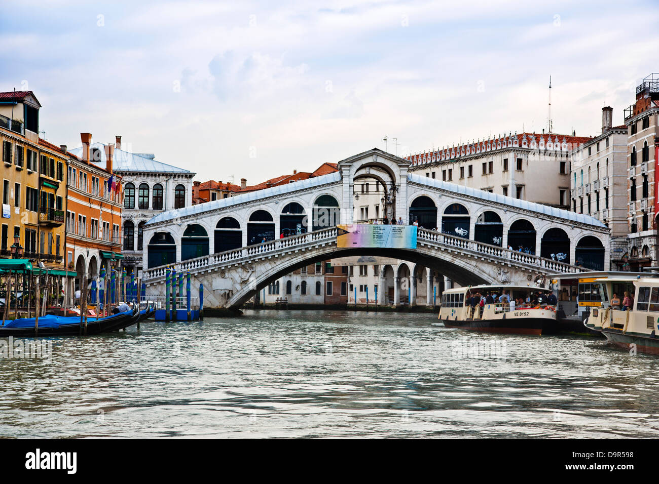 Bridge over a canal, Rialto Bridge, Grand Canal, Venice, Veneto, Italy Stock Photo