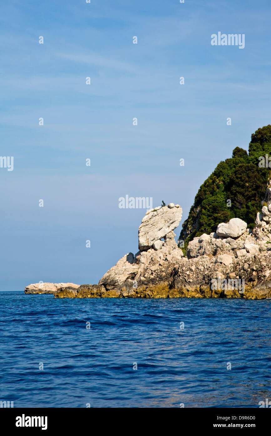 Limestone cliffs and cave in the sea, Capri, Campania, Italy Stock ...