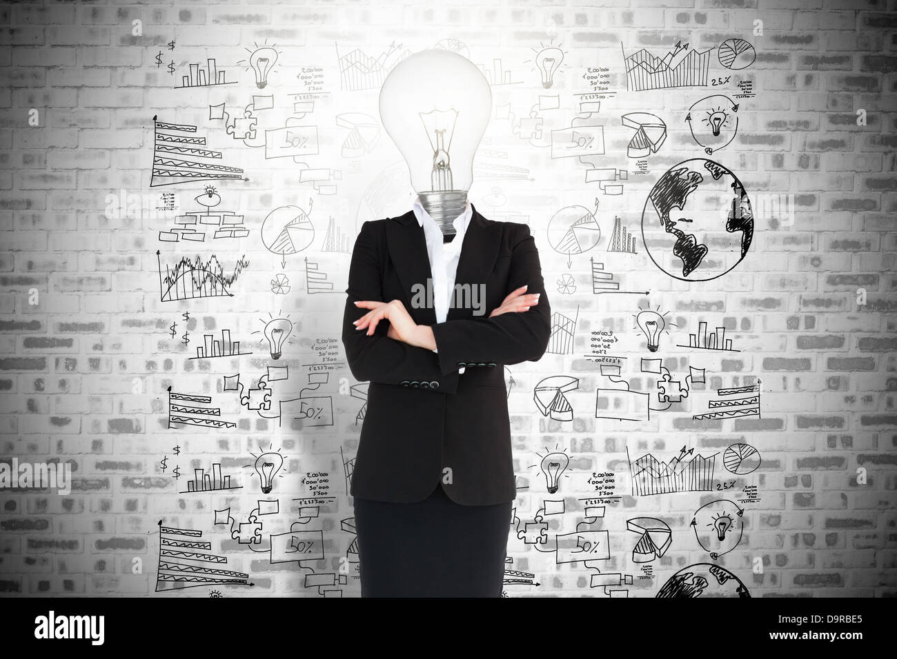 Light bulb idea arrow hi-res stock photography and images - Alamy