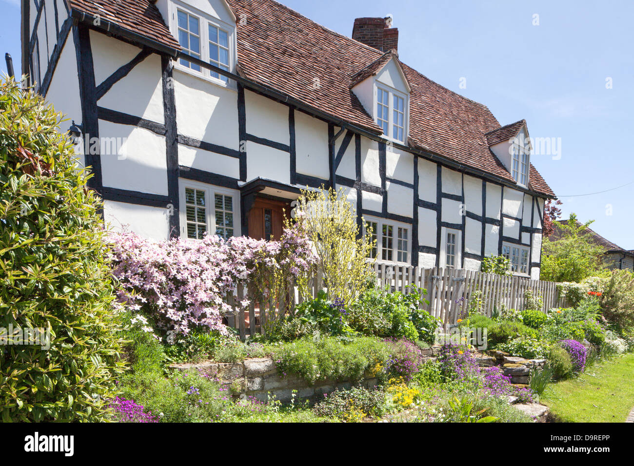 Half timbered cottage in the Warwickshire village of Billesley, England, UK Stock Photo