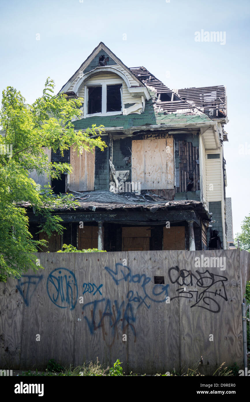 Condemned house hires stock photography and images Alamy