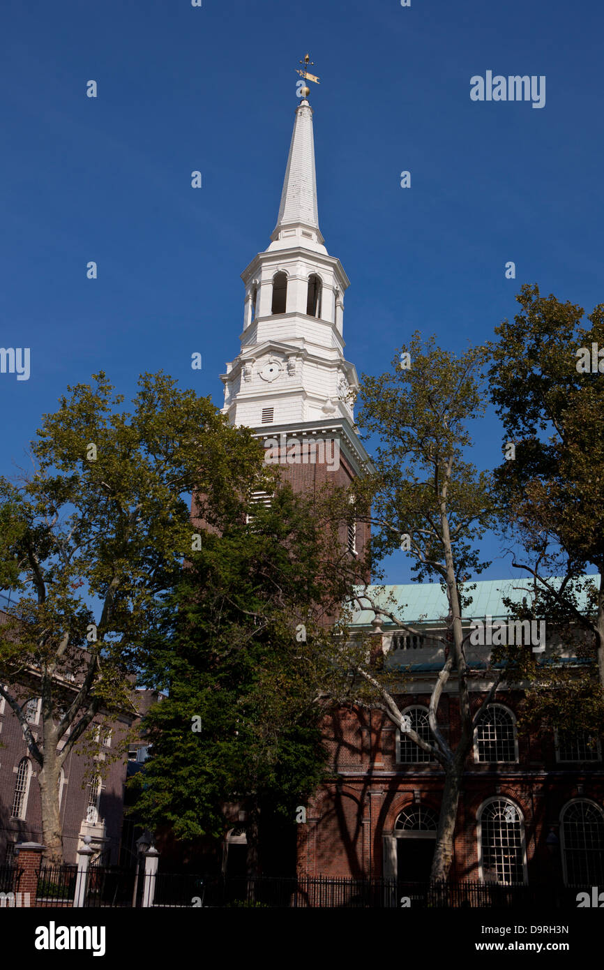 White steeple rising above trees, Christ Church, Philadelphia, Pennsylvania, United States of America Stock Photo