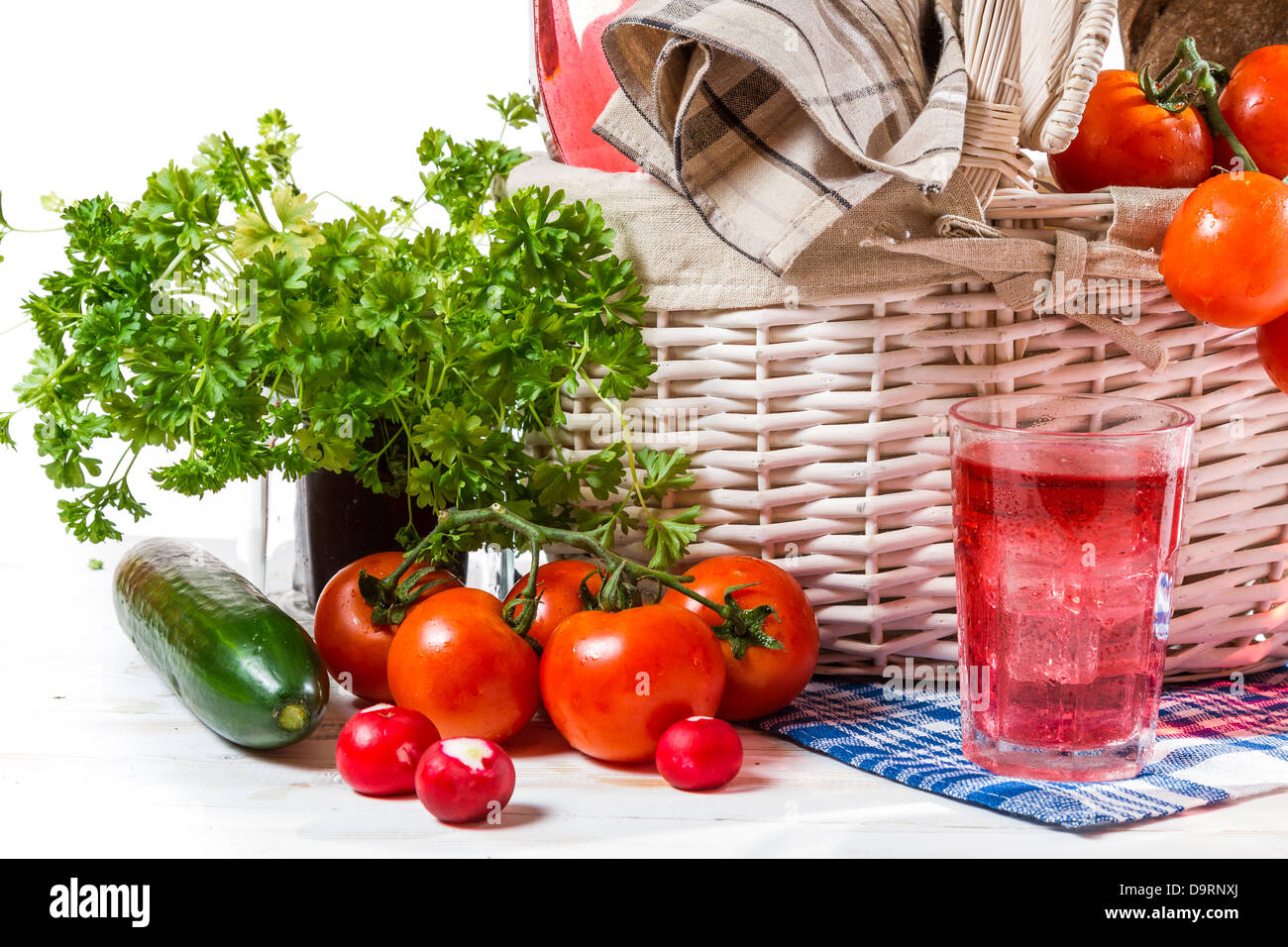Full basket of fresh vegetables Stock Photo - Alamy