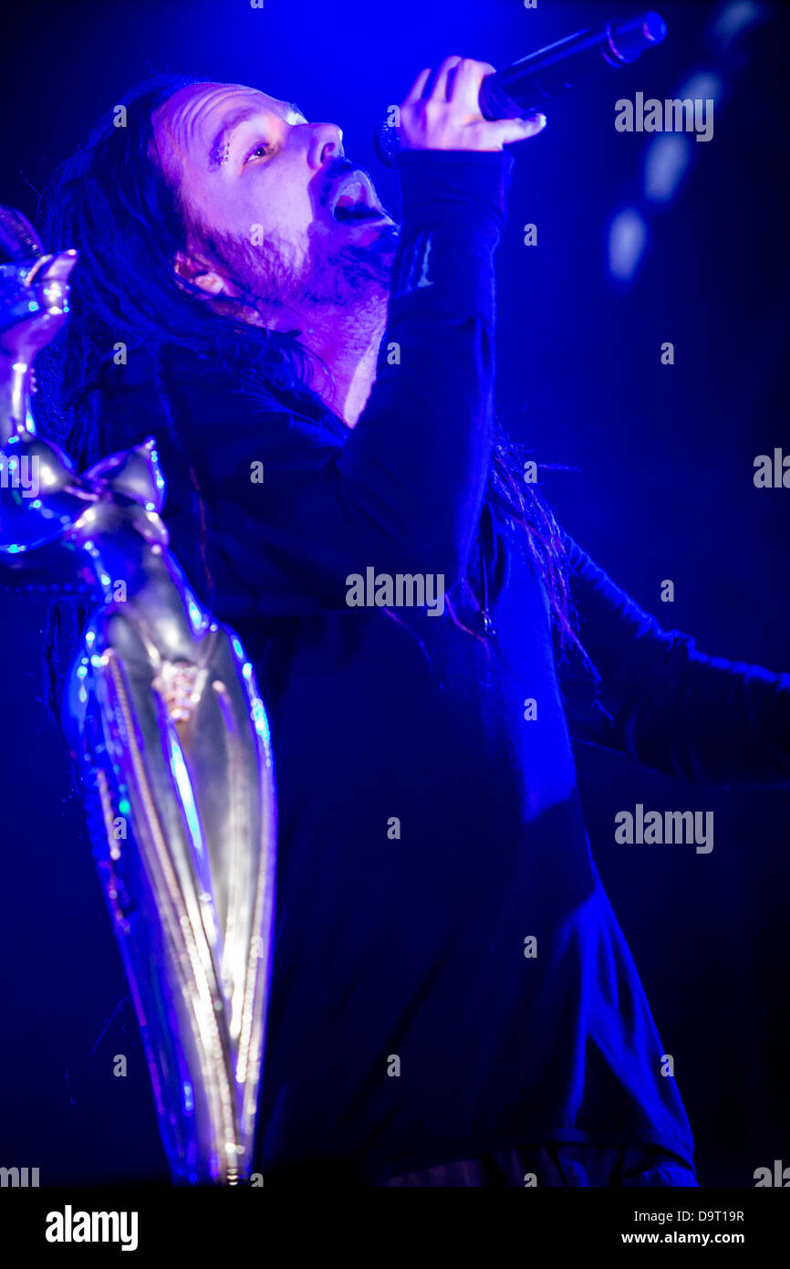 Band Korn Performs Hi res Stock Photography And Images Alamy band-korn-performs-hi-res-stock-photography-and-images-alamy
