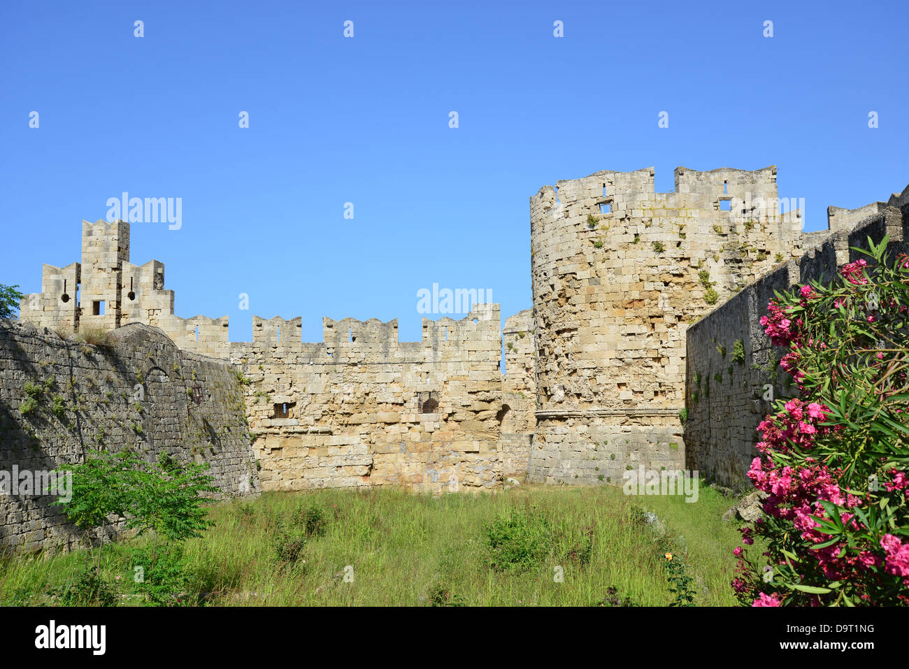 Medieval walls of Old Town, City of Rhodes, Rhodes (Rodos), The ...