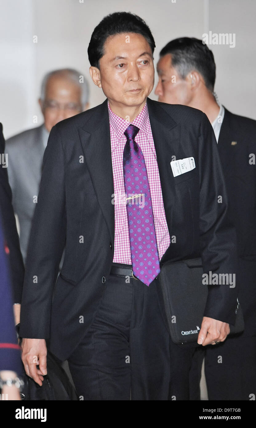June 26, 2013, Tokyo, Japan : Japan's former Prime Minister Yukio Hatoyama leaves for China at Tokyo International Airport in Tokyo, Japan, on June 26, 2013. (Photo AFLO) Stock Photo