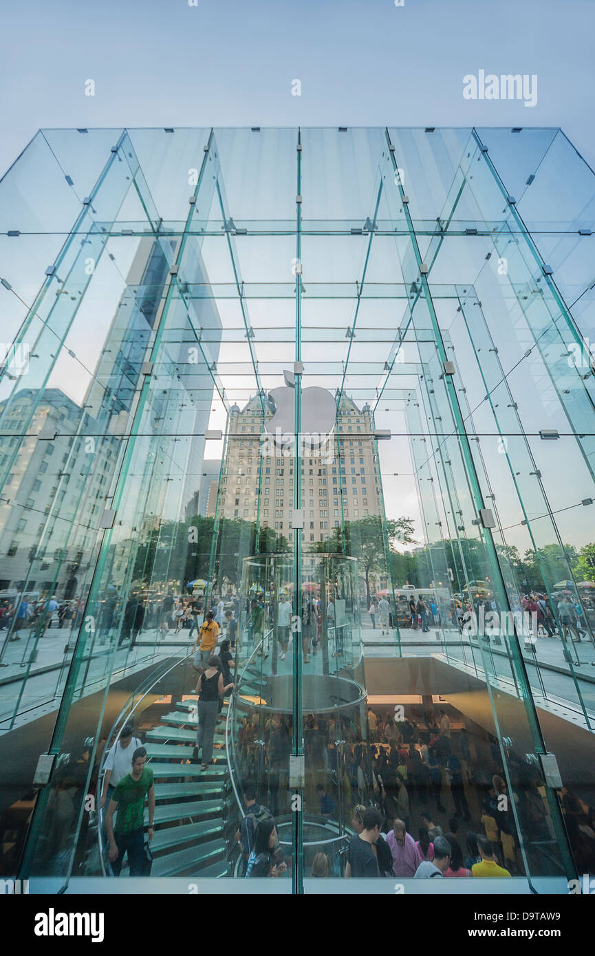 The glass cube over the Apple computer store in New York City Stock