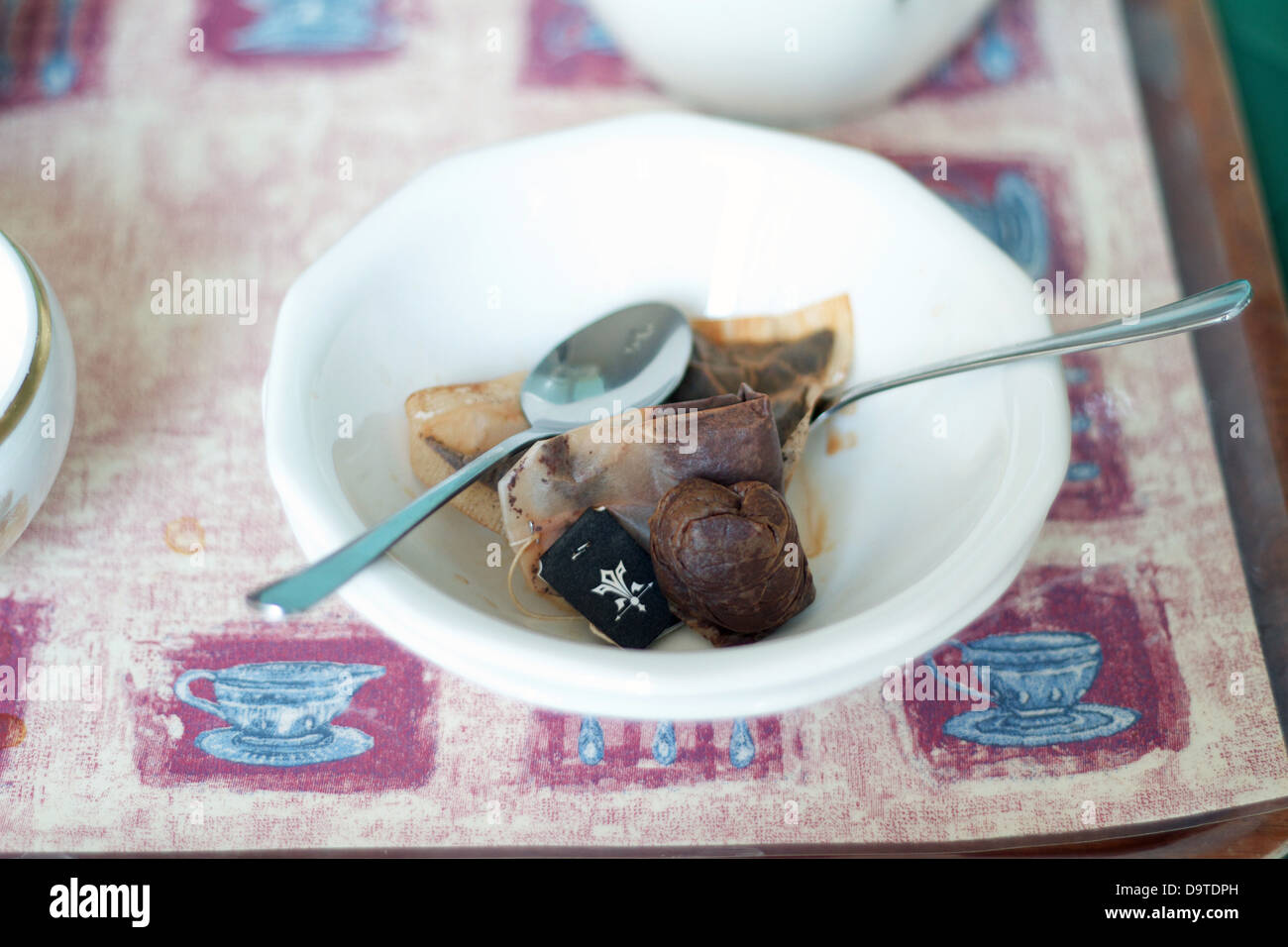 Used tea bags hires stock photography and images Alamy