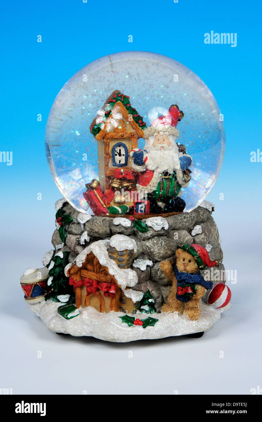Snow globe hires stock photography and images Alamy