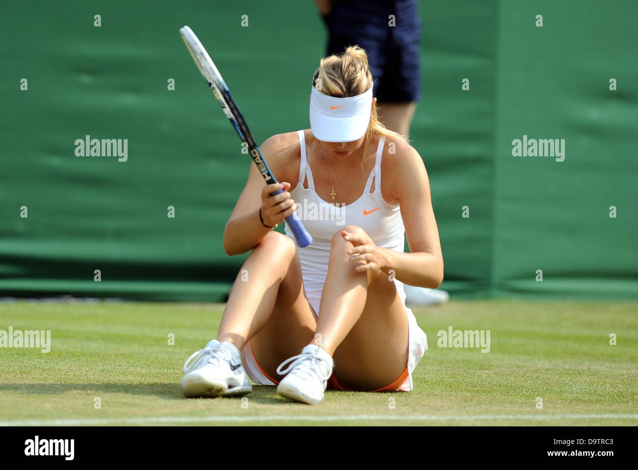 slip tennis