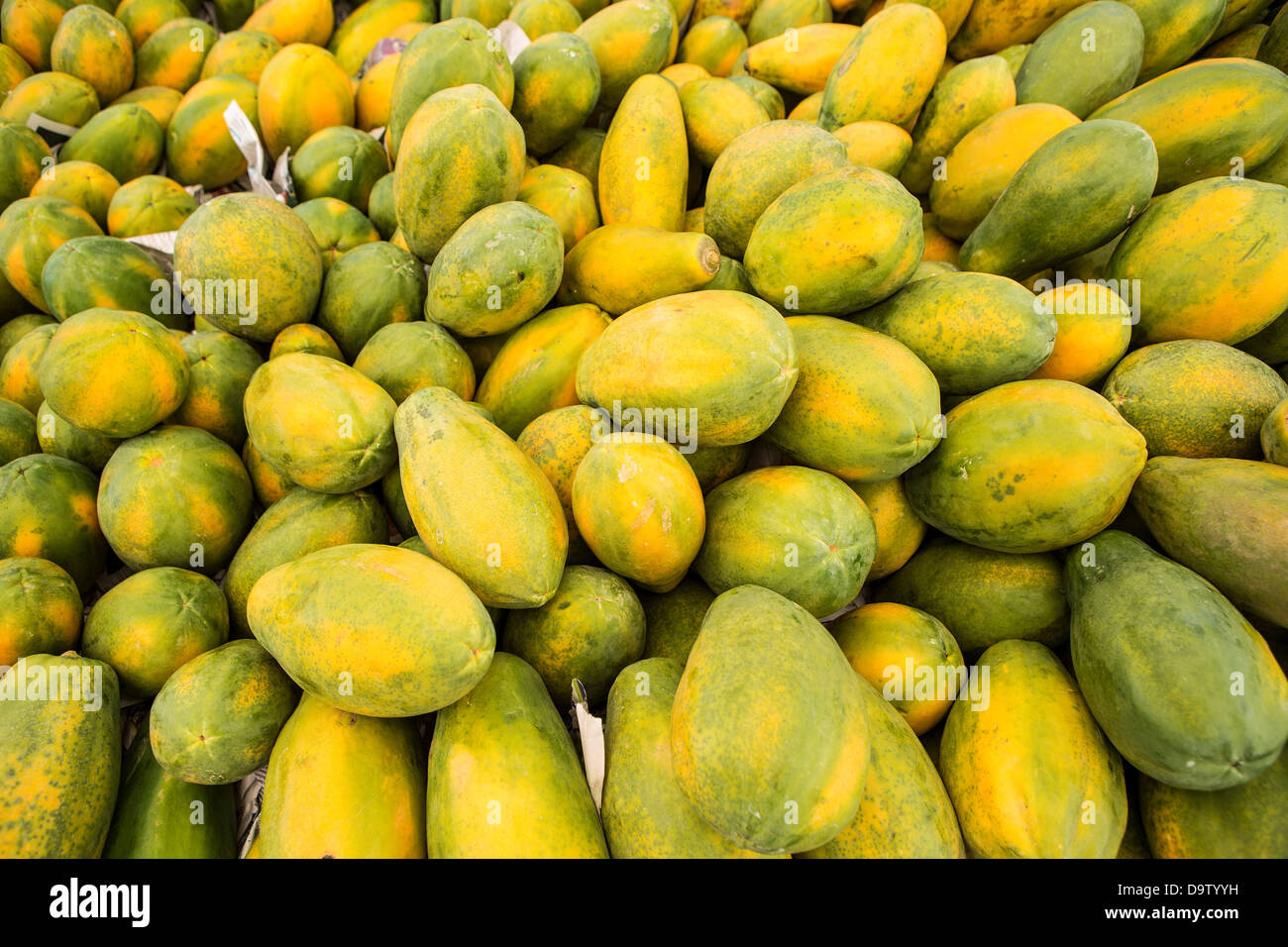 Papayas for sale at a market stall, Costa Rica Stock Photo Alamy