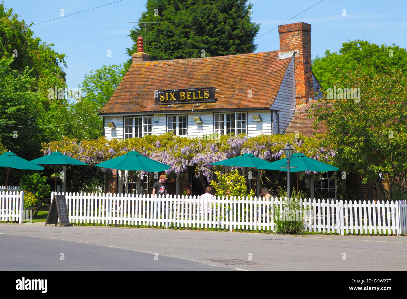 The Six Bells public house at Woodchurch Kent UK GB Stock Photo