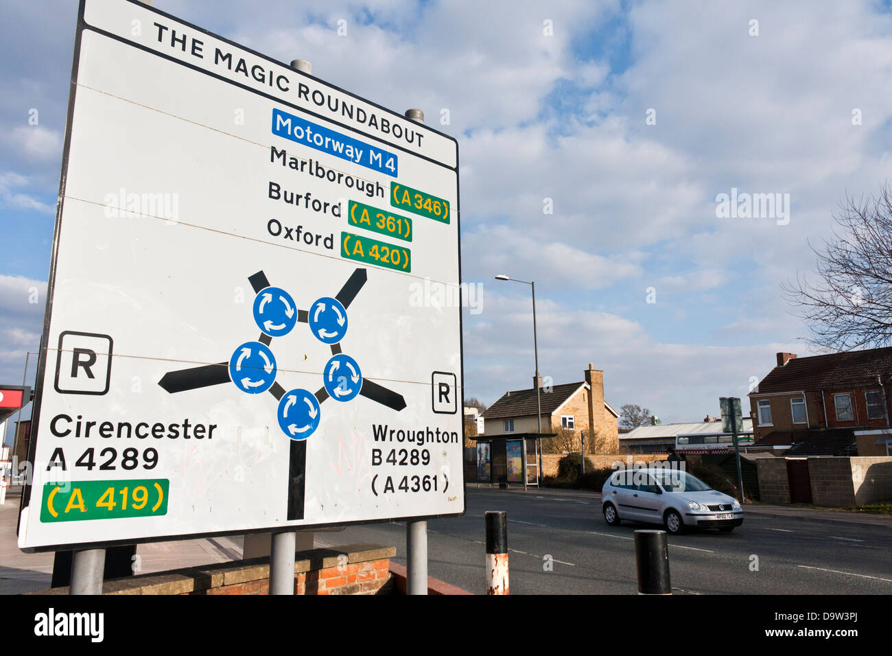 Access road to the five mini-roundabouts at the notorious Magic Roundabout in Swindon. Stock Photo