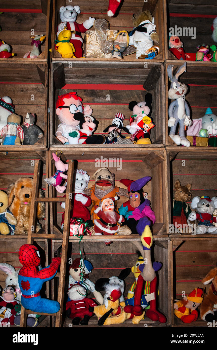 NATIONAL CHRISTMAS CENTER MUSEUM, Lancaster, PA. Features lifesize set