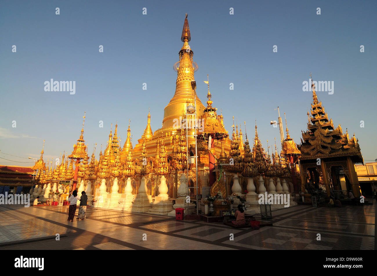 Shwesandaw Pagoda Pyay Bago Region Myanmar Stock Photo Alamy