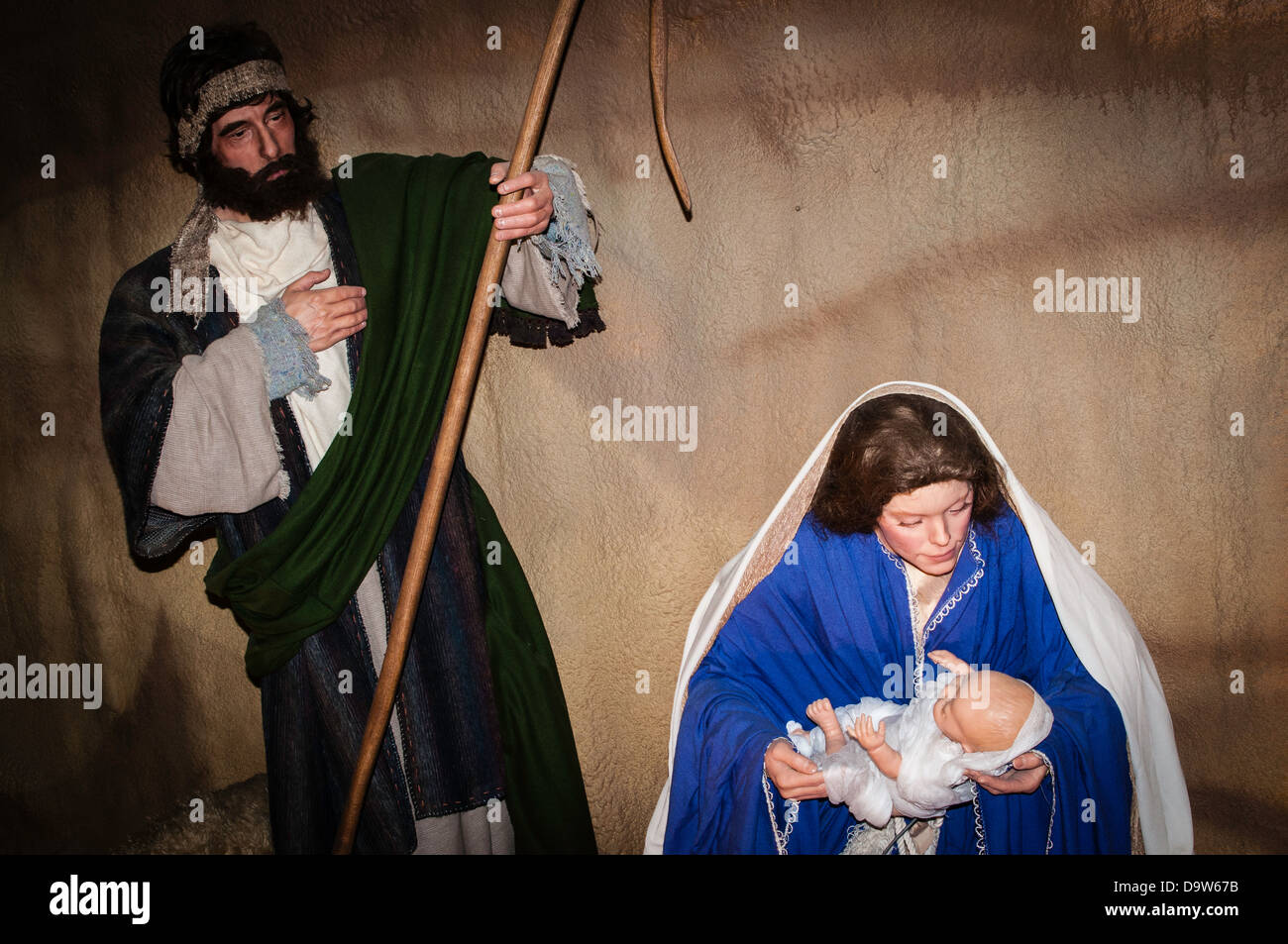 NATIONAL CHRISTMAS CENTER MUSEUM, Lancaster, PA. Features lifesize set