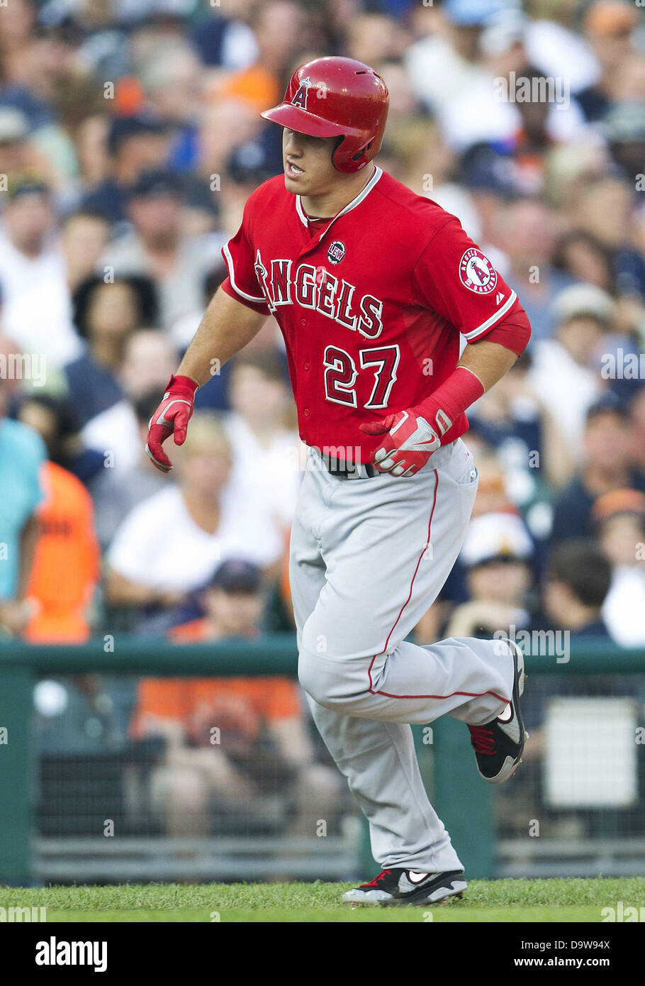 Detroit, Michigan, USA. 26th June, 2013. June 26, 2013: Los Angeles Angels outfielder Mike Trout (27) circles the bases after hitting 2-run homer in the third inning of MLB game action between the Los Angeles Angels and the Detroit Tigers at Comerica Park in Detroit, Michigan. The Angels defeated the Tigers 7-4. Credit: csm/Alamy Live News Stock Photo