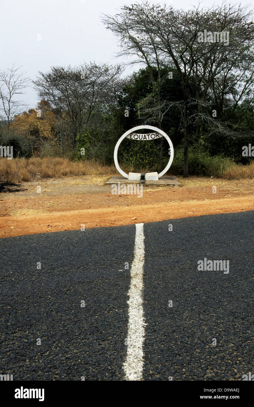 Equator marker hi-res stock photography and images - Alamy