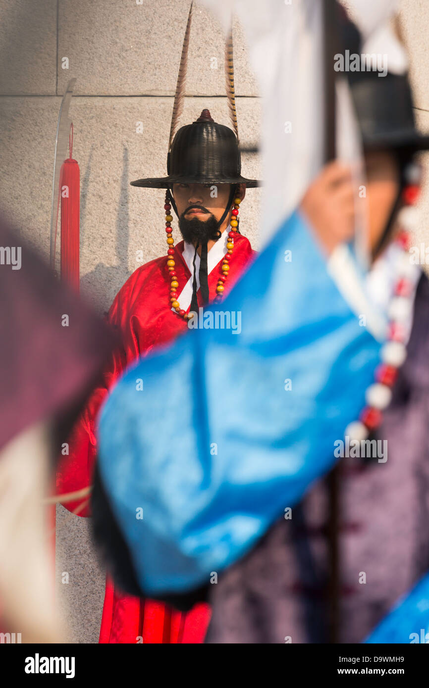 Changing of the guards ceremony, Gyeongbokgung Palace, Palace of Shining Happiness, Seoul, South Korea, Asia Stock Photo