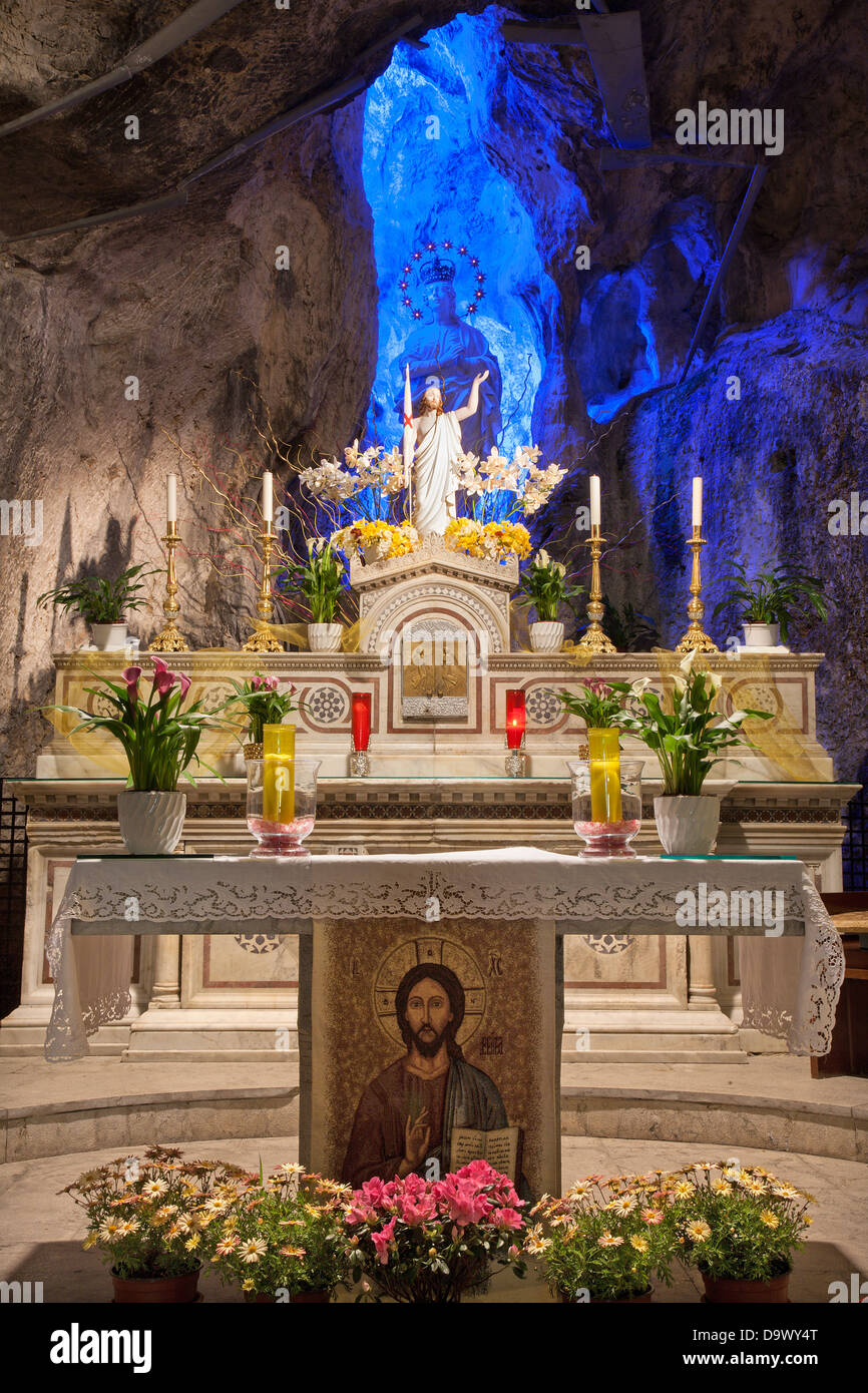 PALERMO - APRIL 9: Statue of resurrected Christ and hl. Mary in cave of Santuario santa Rosalia. Stock Photo