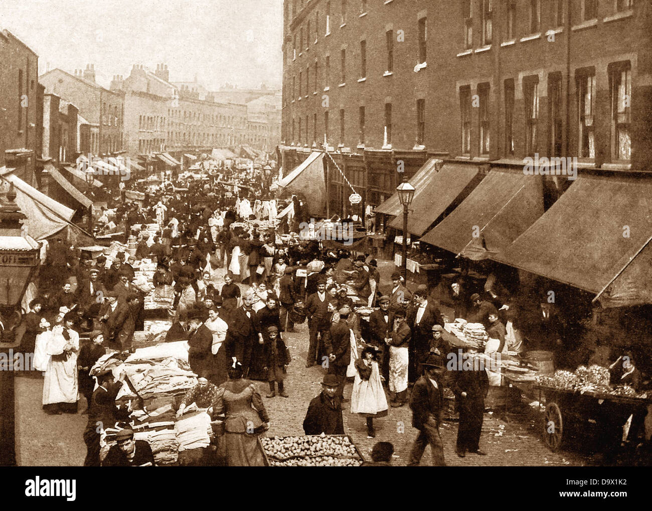LONDON Petticoat Lane Middlesex St early PPC 