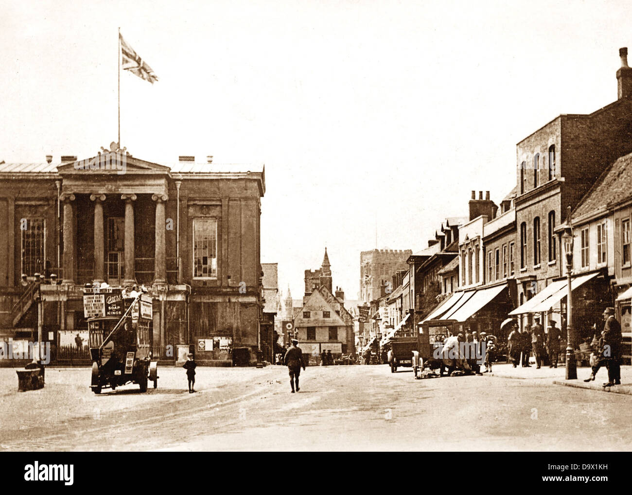 St. Albans Market Place early 1900s Stock Photo