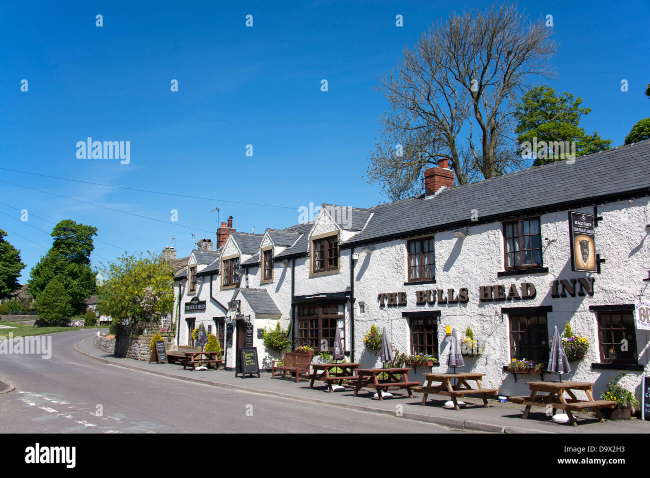 The Bull's Head public house, Foolow, Peak District National Park, Derbyshire, England. Stock Photo