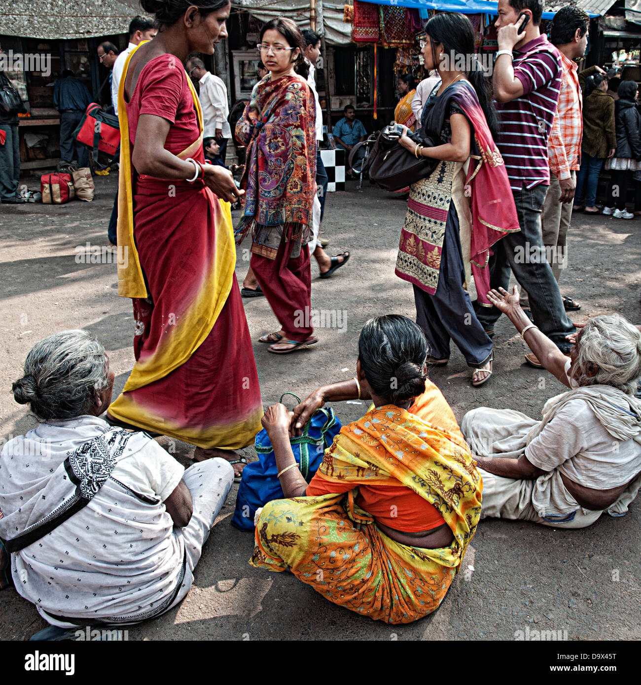 Widows begging around Kalighat Temple, Calcutta, West Bengal, India Stock Photo