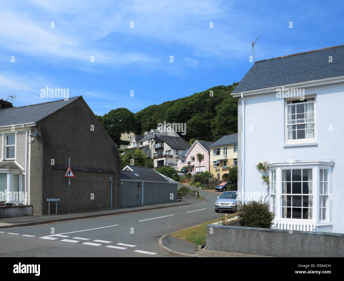 Seafront properties, Borth Road/Maes y Llwyn, Borth-y-Gest, Porthmadog, Gwynedd Stock Photo