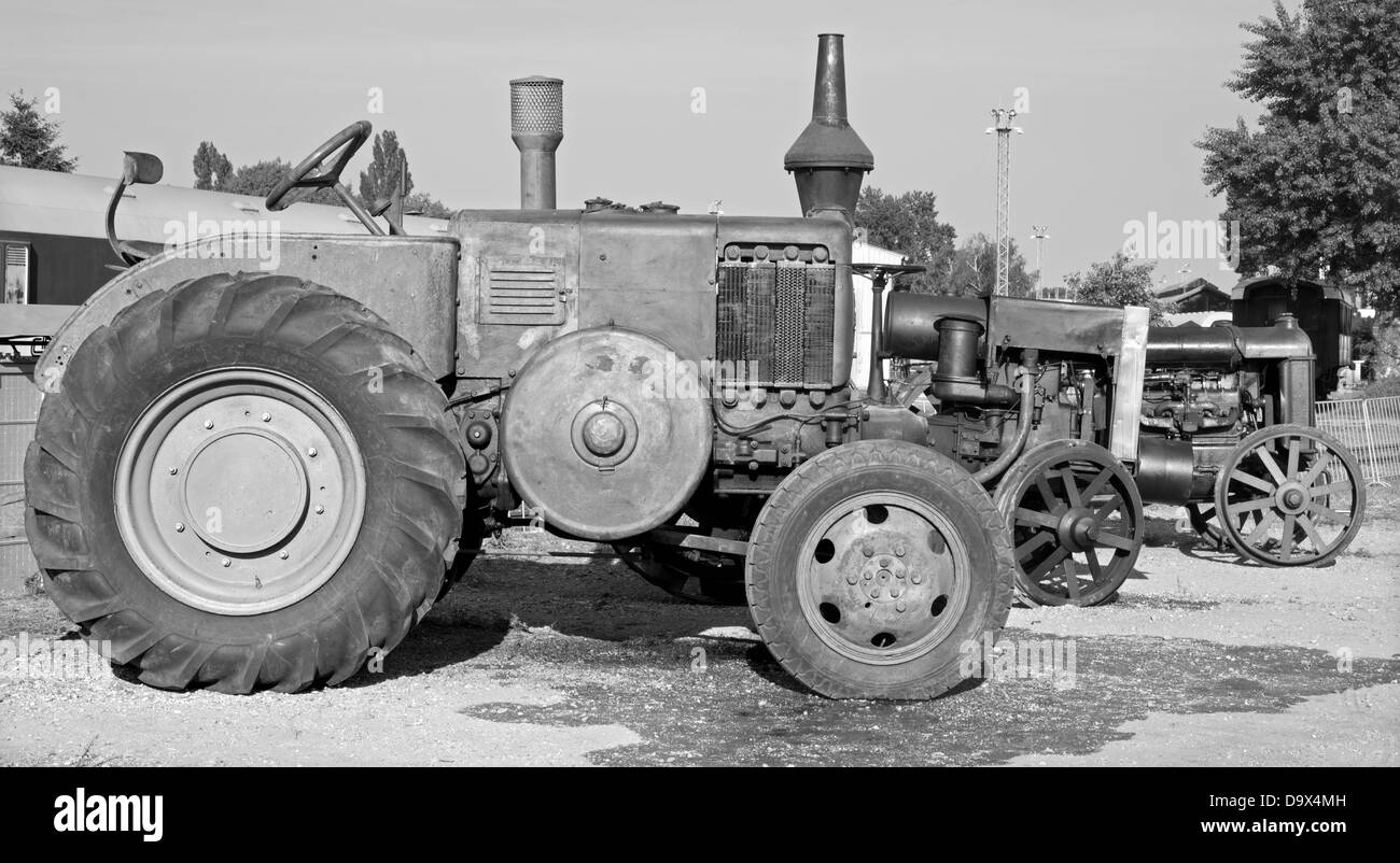Tractor Black and White Stock Photos & Images - Alamy