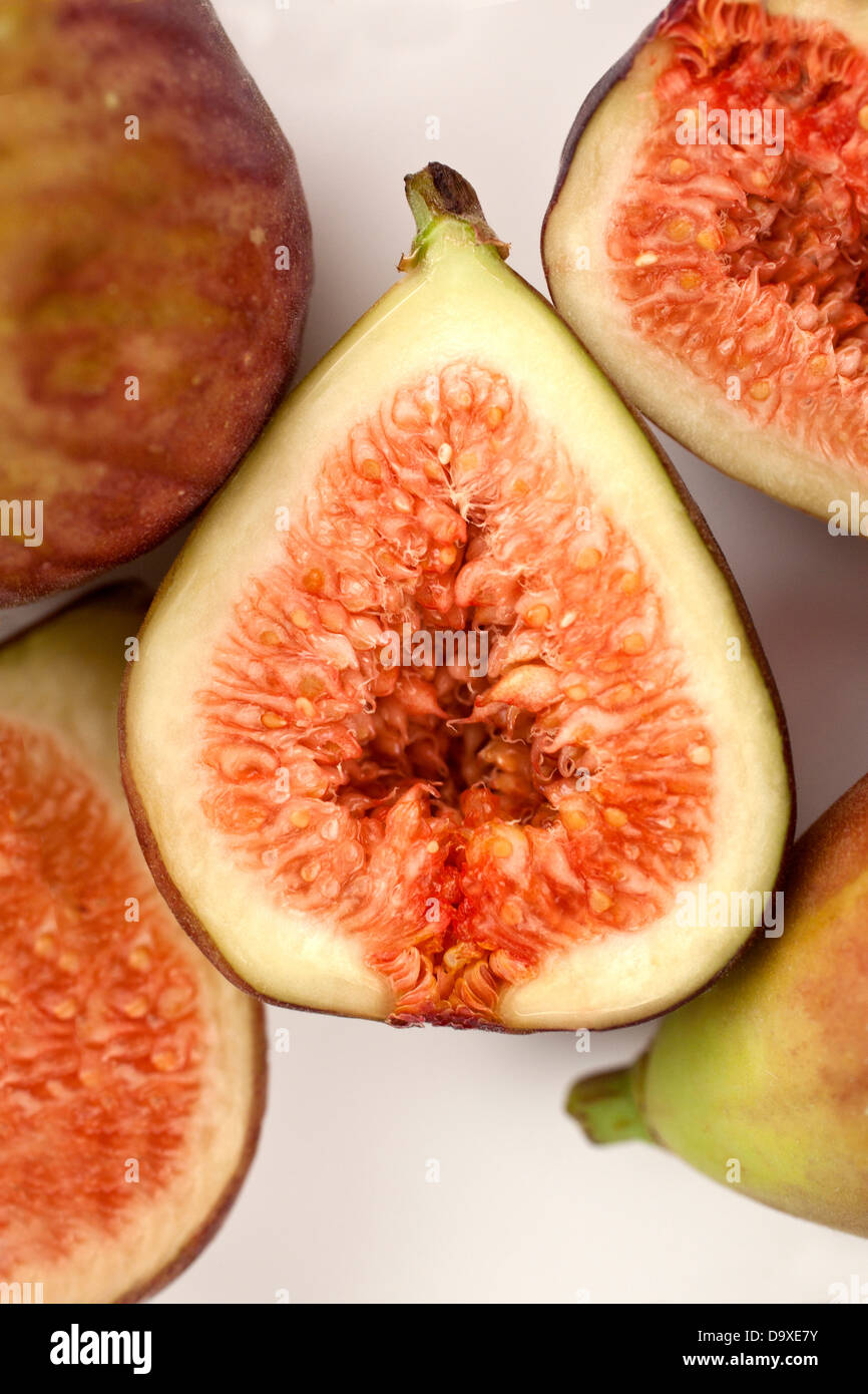Cut figs Stock Photo Alamy