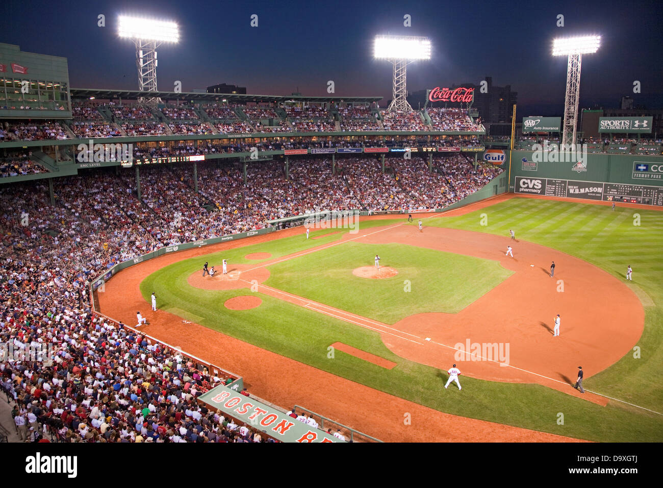 Red Sox News: Fans will be in attendance at Fenway Park in 2021