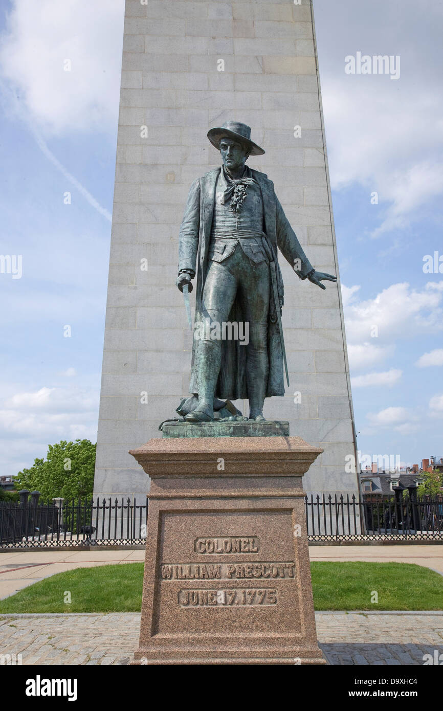 Statue Colonel Wiliam Prescott stands in front Bunker Hill Memorial It stands 221 feet tall Breed's Hill site first major Stock Photo