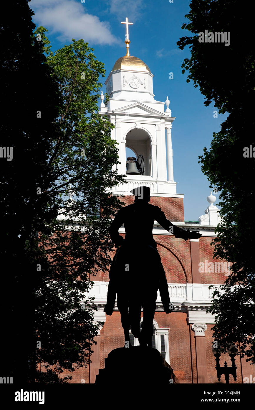 Silhouette statue Paul Revere's midnight ride Historic Old North Christ Church American Revolutionary War site where lantern Stock Photo