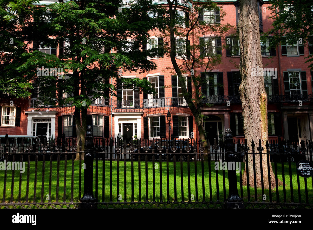 For Sale: A Beacon Hill Townhouse by Historic Louisburg Square